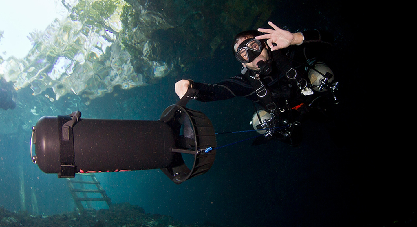 Diver Propulsion Vehicle (DPV)